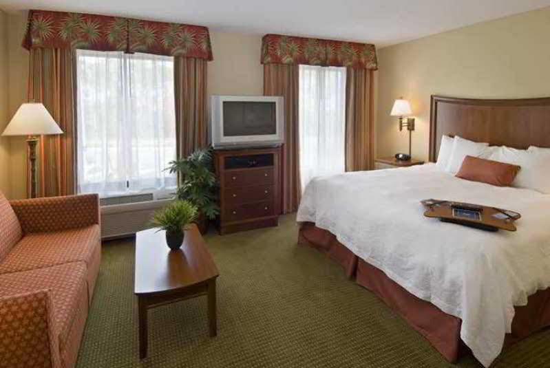 Hampton Inn & Suites Fort Myers Estero Eksteriør billede